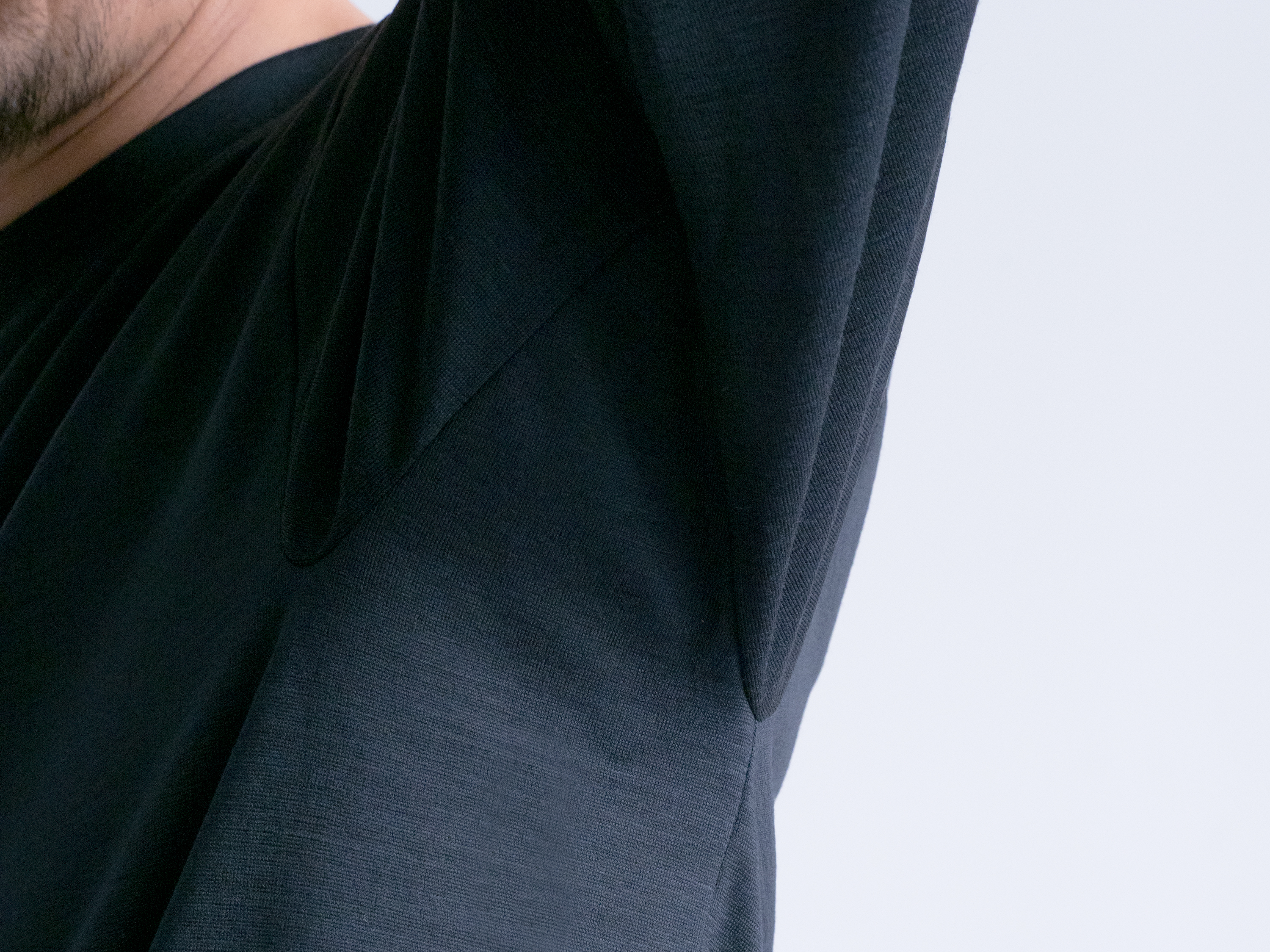 Super Tight Tension Wool Cut & Sewn Cardigan Image