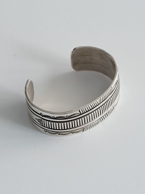 indian jewelry Navajoナバホ族 Bruce Morganバングル SILVER | ITAL