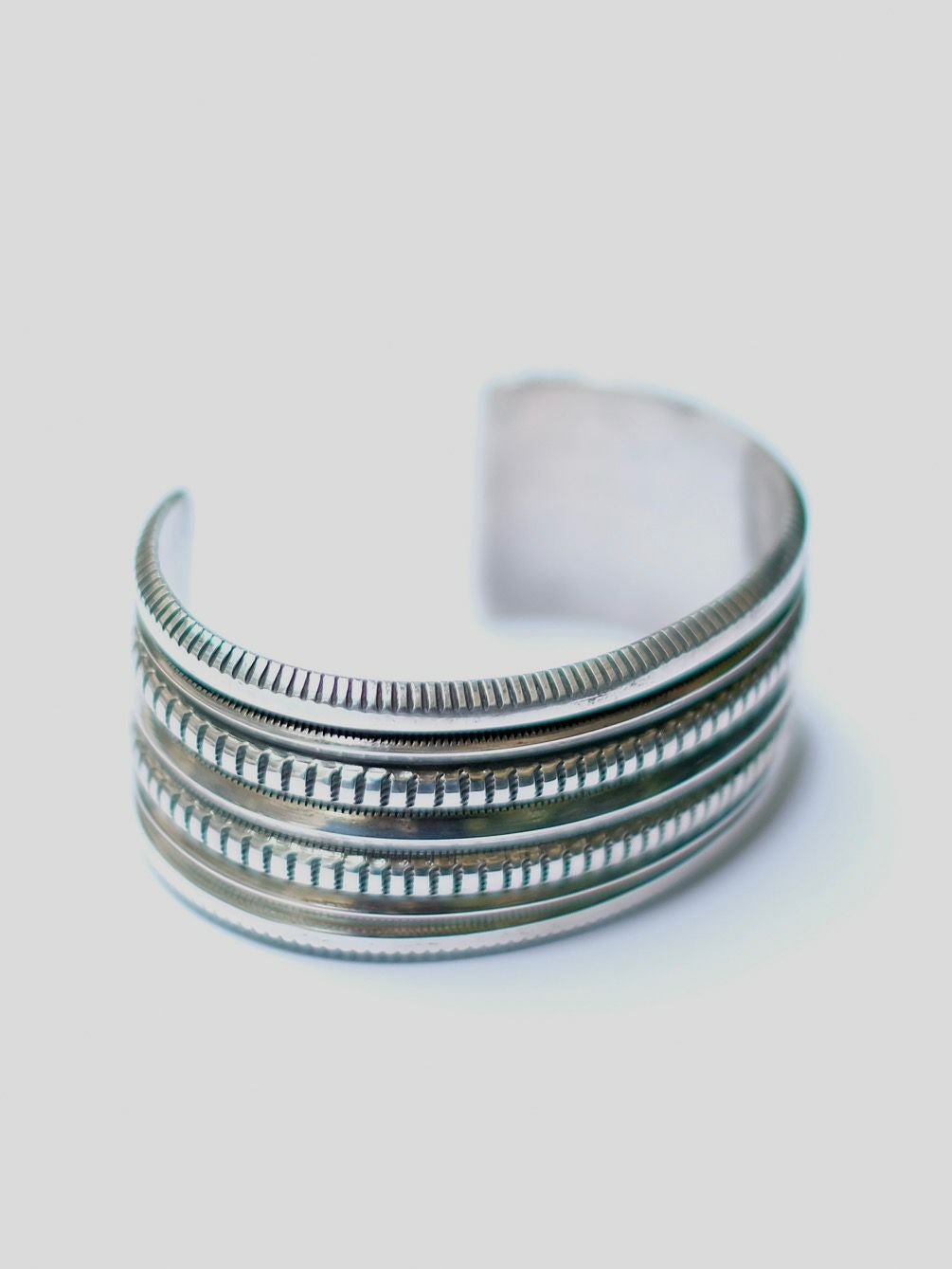 indian jewelry Navajoナバホ族 Harrison Jimバングル SILVER | ITAL