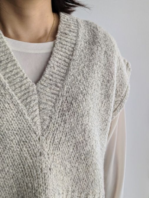 TICCAティッカ Vネックニットベスト OFFWHITE | ITAL STYLE WEAR TICCAティッカ Vネックニットベスト OFFWHITE | ITAL STYLE WEAR