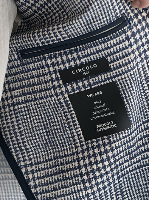 【チルコロ1901】ネイビー　チェック柄　proudly easy 42サイズ CIRCOLO 1901 チルコロ 1901 グレンチェック柄ジャケット NAVY.C