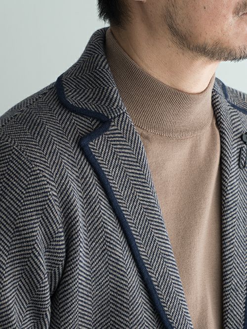 「ラルディーニ」新品 薄手 ヘリンボーン柄2Bジャケット 48(L) LARDINI ラルディーニ ヘリンボーン柄ニットジャケット NAVY | ITAL