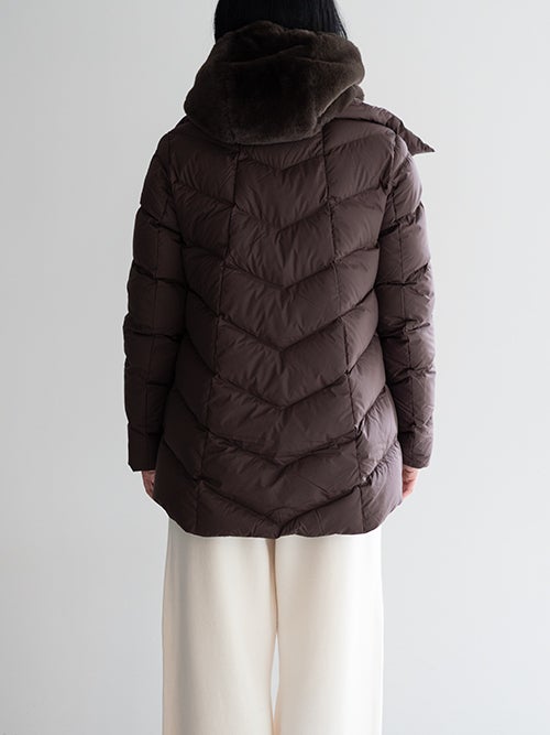 CAPE HORN ALVAREZ MATT ダウンジャケット ダークブラウンのバックスタイル