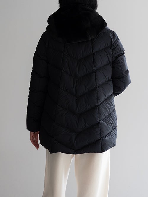 CAPE HORN ALVAREZ MATT ダウンジャケット ブラックのバックスタイル